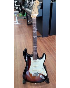 Fender Fender American Pro I (MYYNTITILI) 